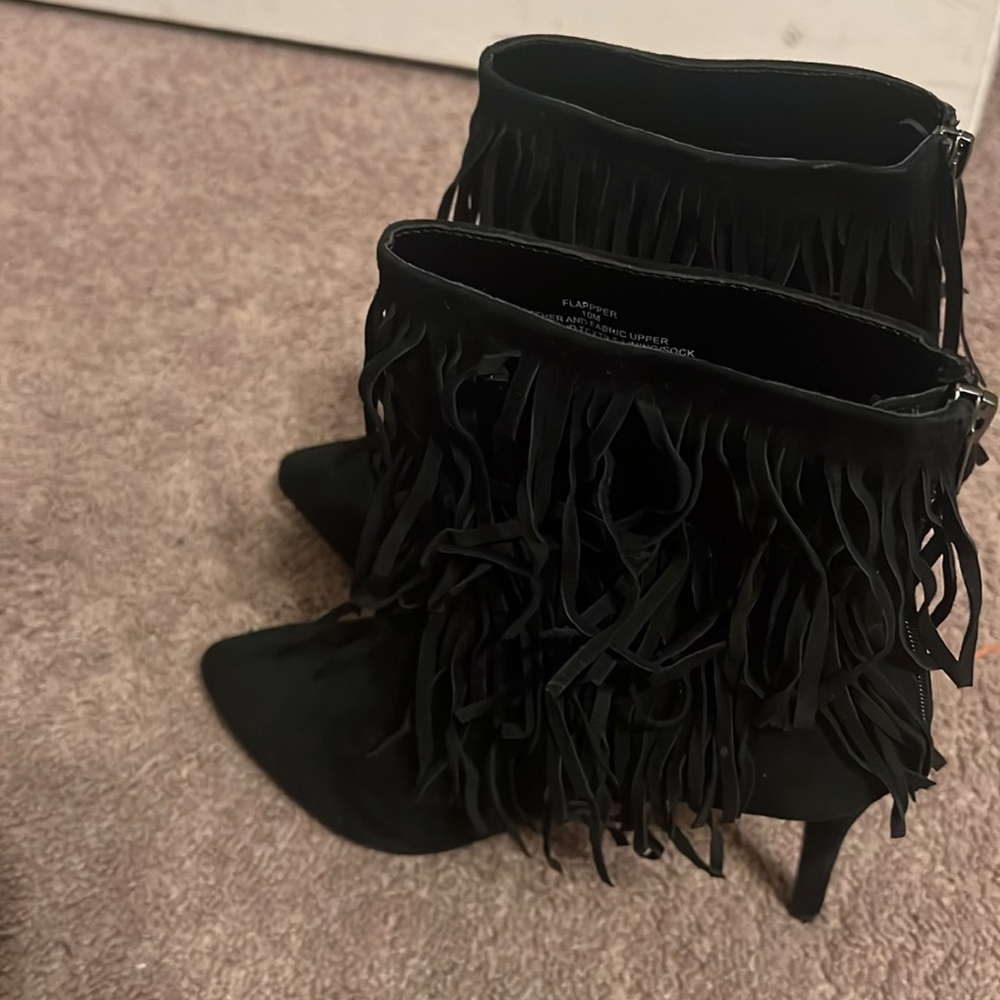New never worn - Picture 2 of 3